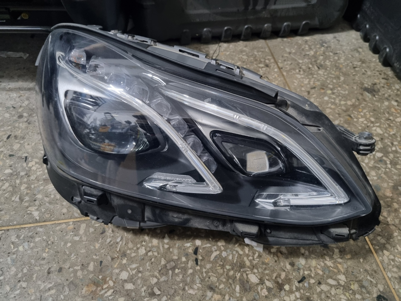 benz-e-class-w212-late-model-rh-passenger-headlight-a2128202439kz-a212820439