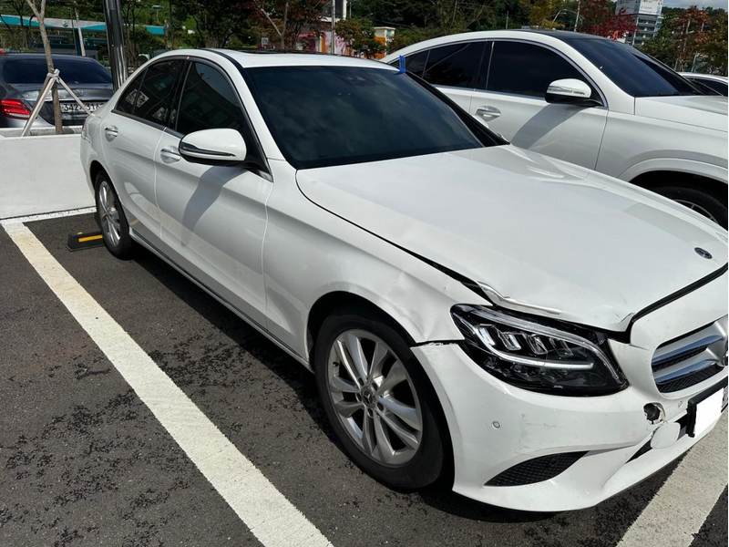 mercedes-benz-c220d-es