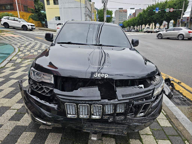 jeep-grand-cherokee-de